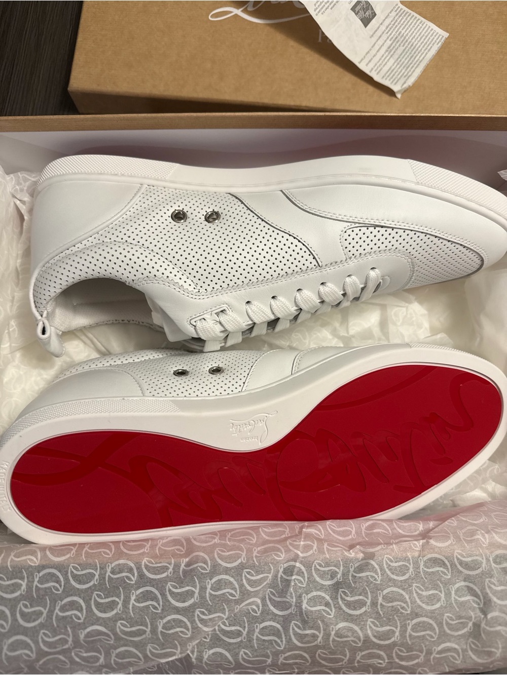 Christian Louboutin
Tutti Rui leather low-top sneakers